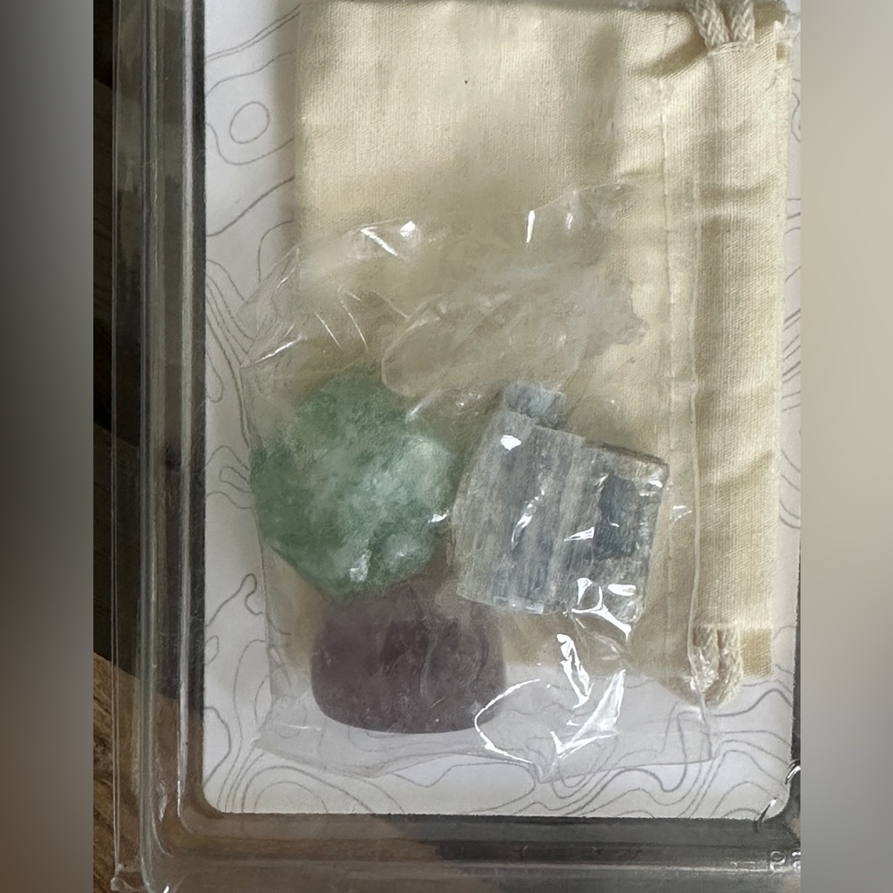 EB Earth Tone Calming Stones w/Drawstring Bag - Picture 2 of 4